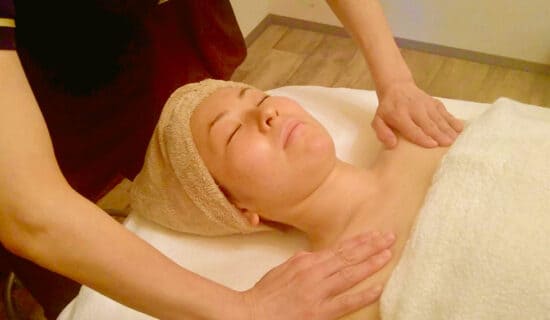 肩周りの施術写真